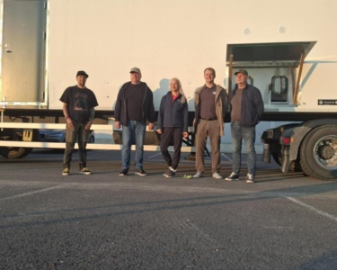 Saunad Ukrainasse Sauna ära saatmine Brit Mesipuu Siim Nelllis Saunas for Ukraine